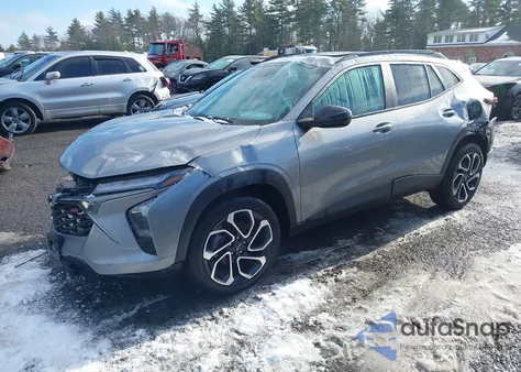 2025 Chevrolet Trax Fwd 2Rs z USA, uszkodzony, nr VIN KL77LJEPXSC163447